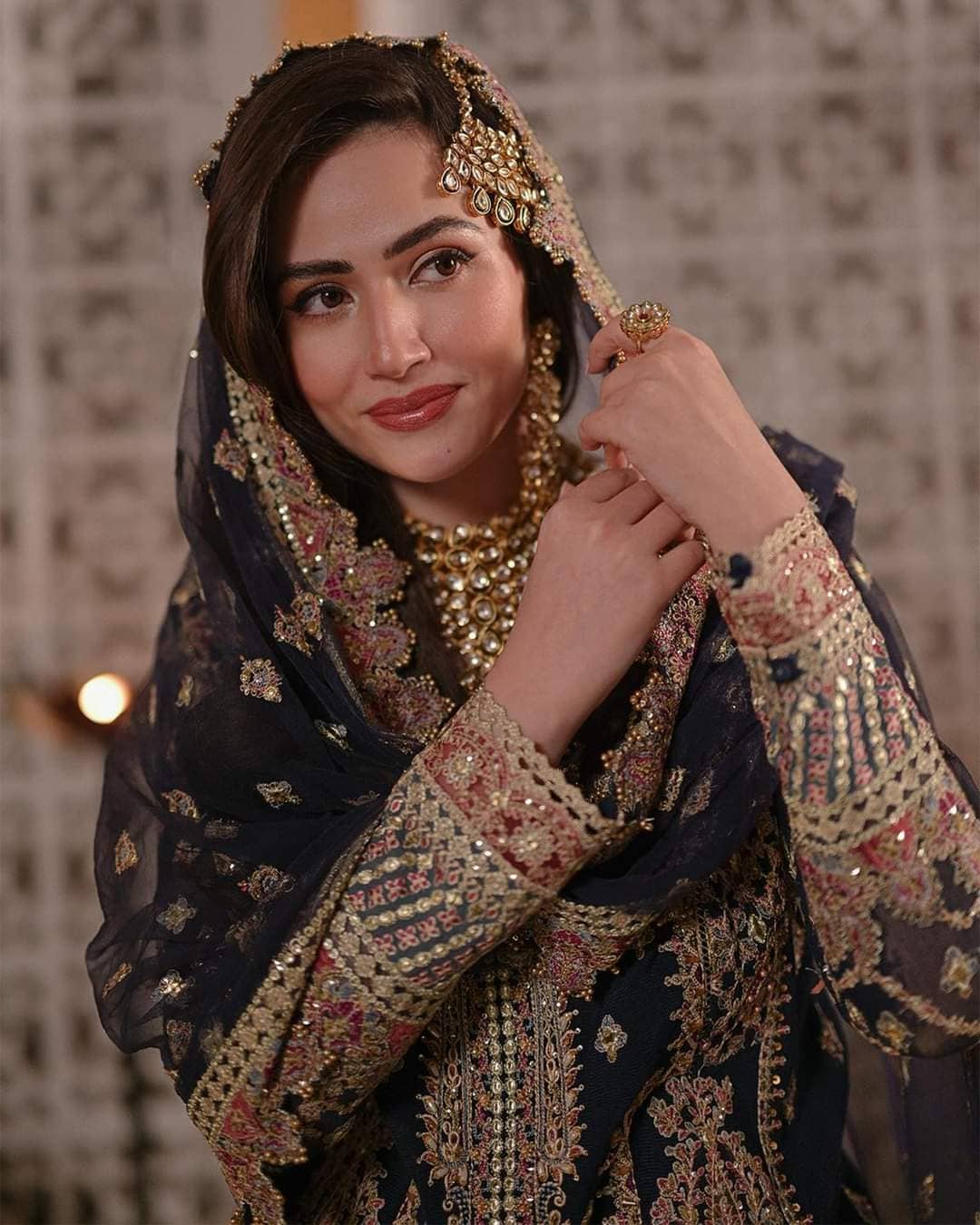 img_qalamkar_luxury_formals_awwal_boutique