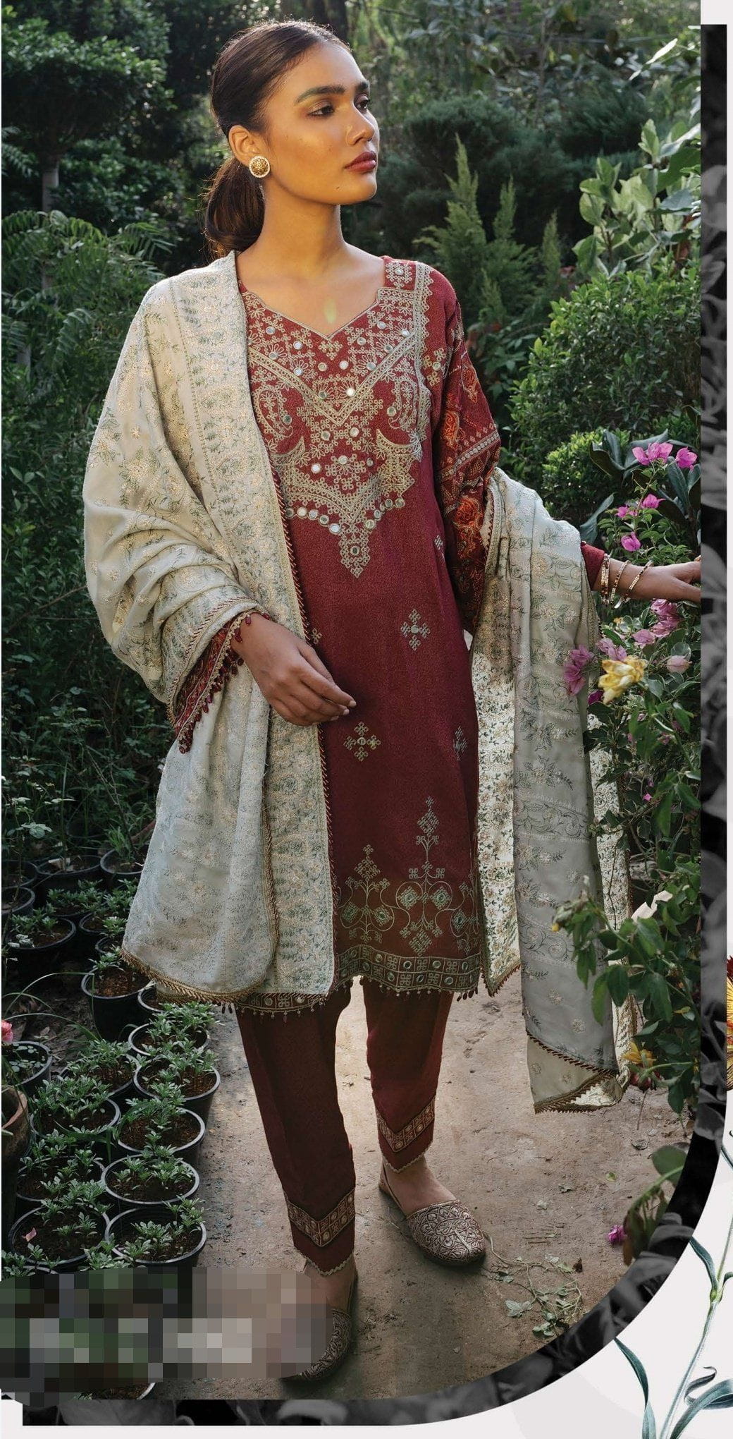 img_qalamkar_winter_shawls_collection_awwal_boutique