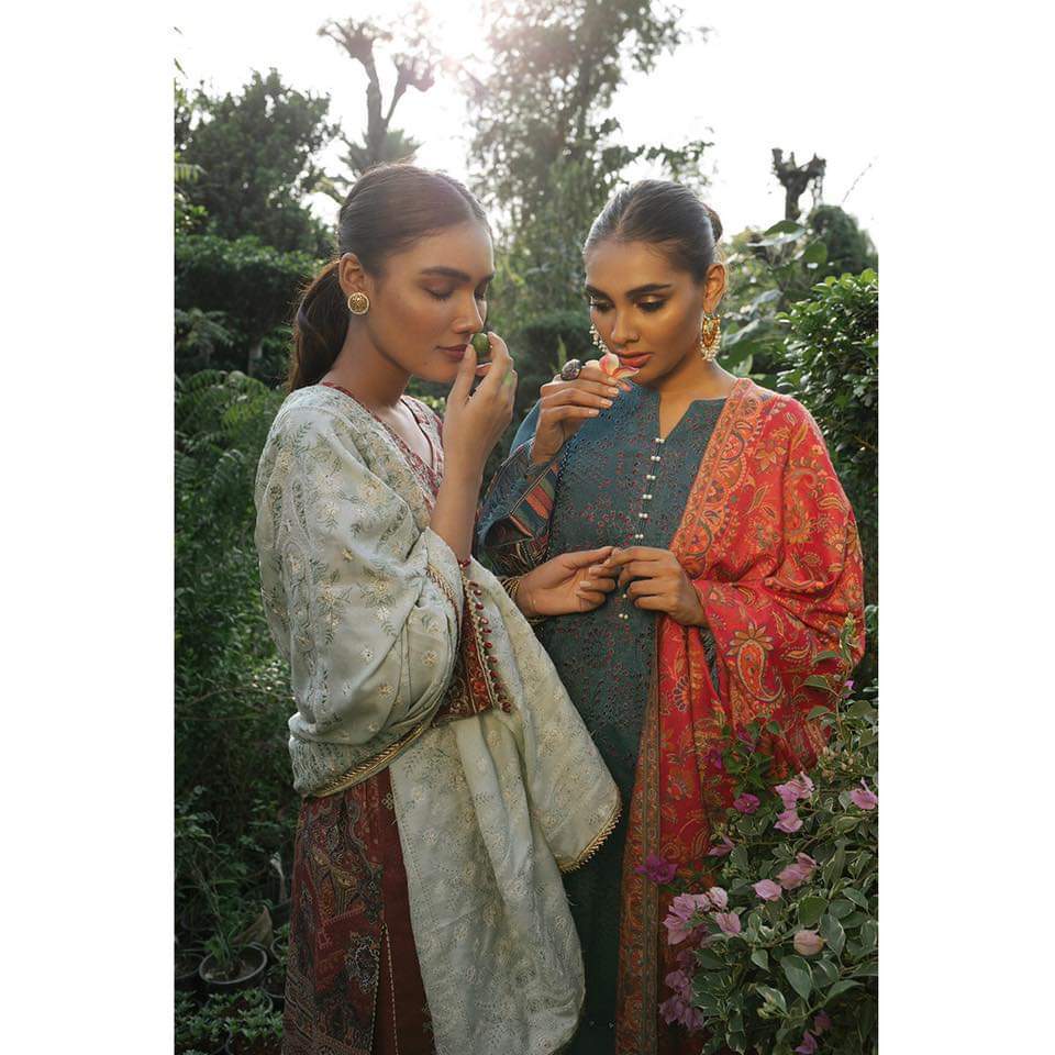 img_qalamkar_winter_shawls_collection_awwal_boutique