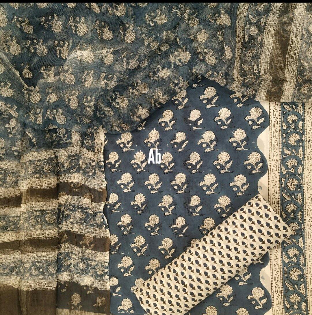 img_cotton_rajasthani_block_printed_with_mulmul_dupatta_awwal_boutique