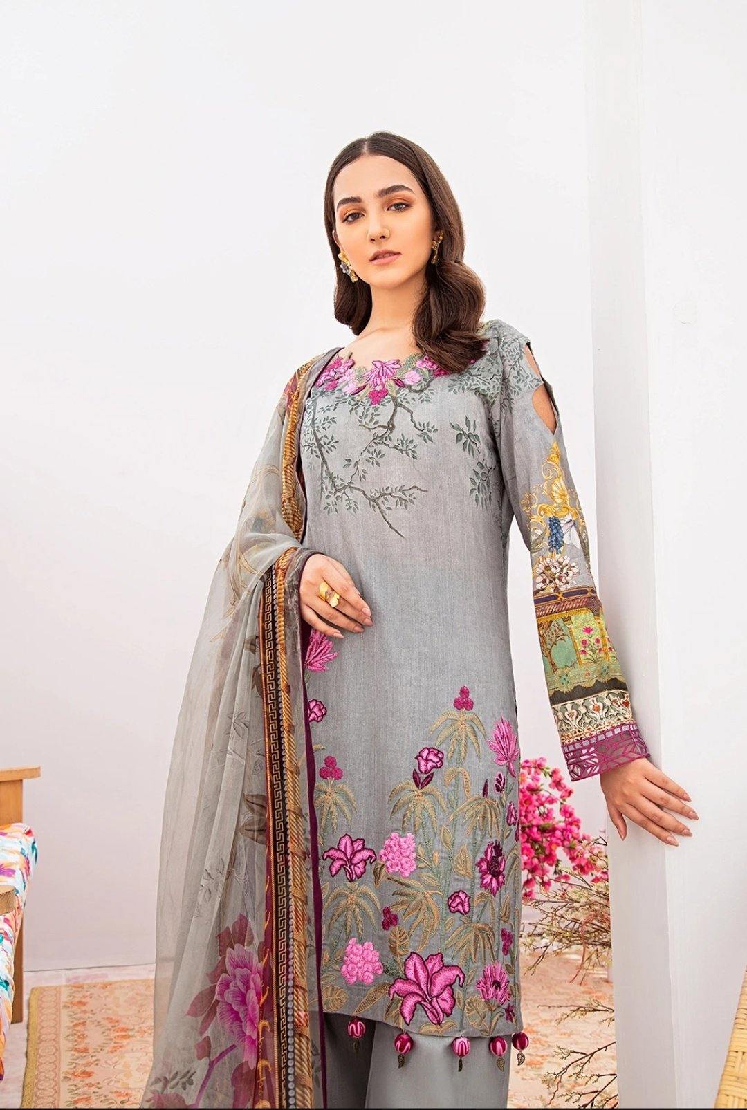 Restocked/Ramsha Chevron Lawn/Vol 3/C-310 - AWWALBOUTIQUE