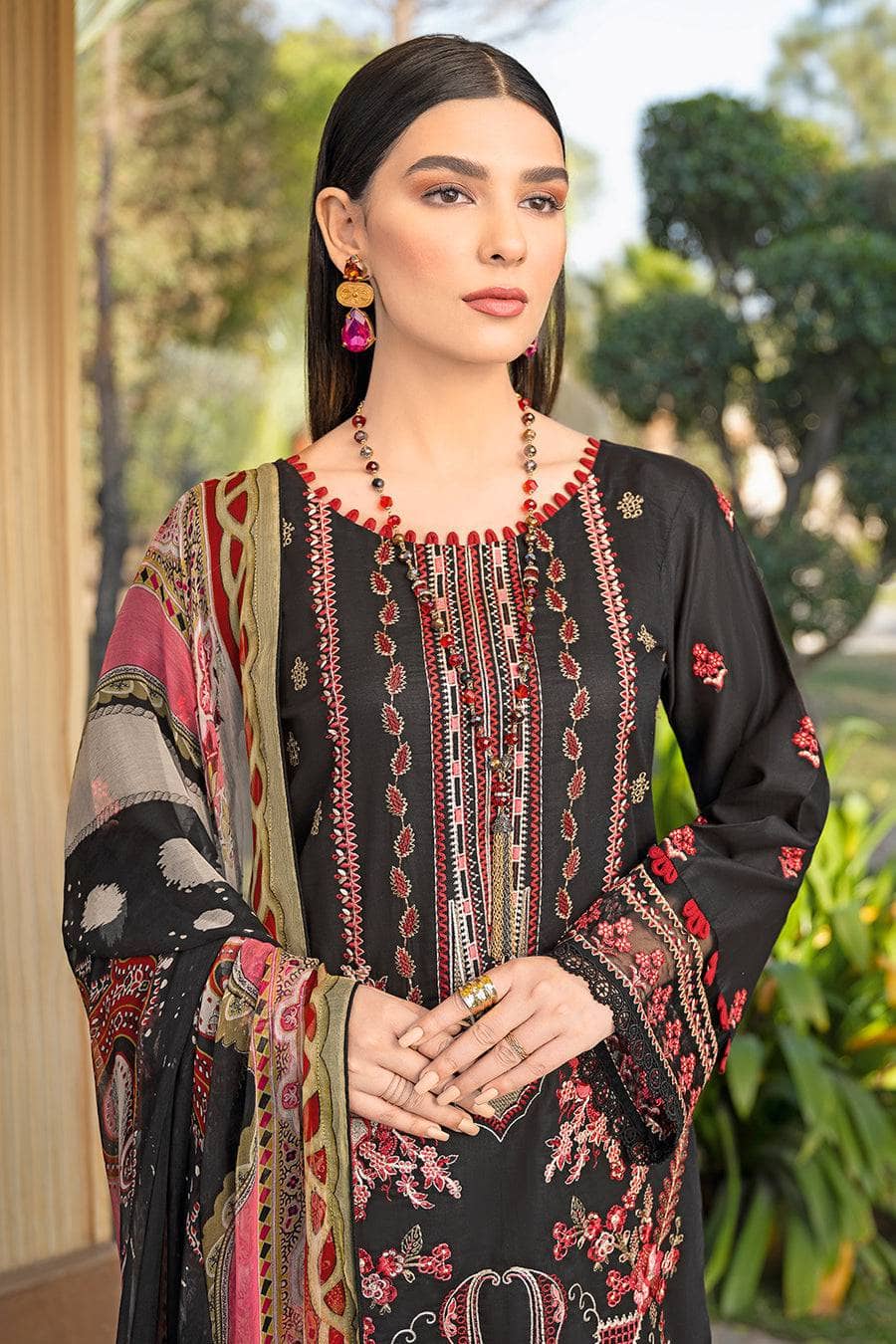 img_ramsha_andaz_lawn_23_awwal_boutique
