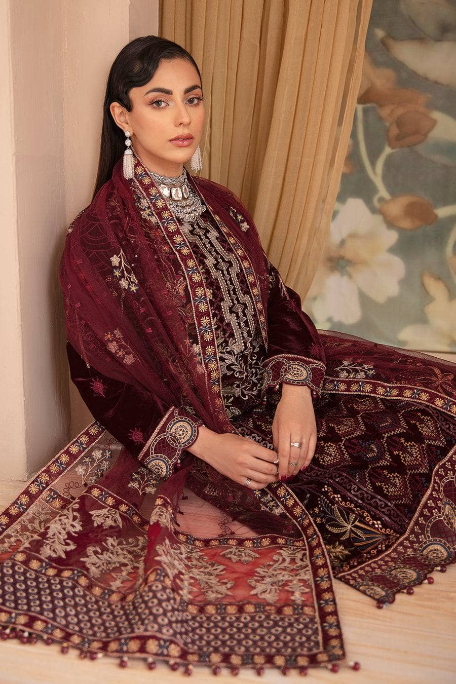 img_ramsha_velvet_awwal_boutique