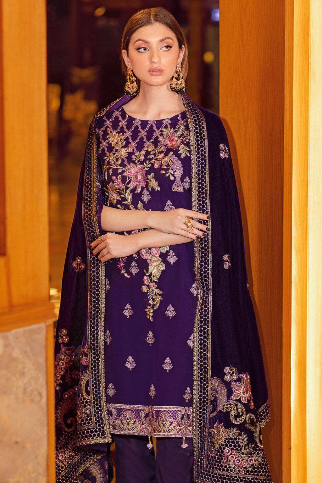 img_ramsha_velvet_collection_awwal_boutique