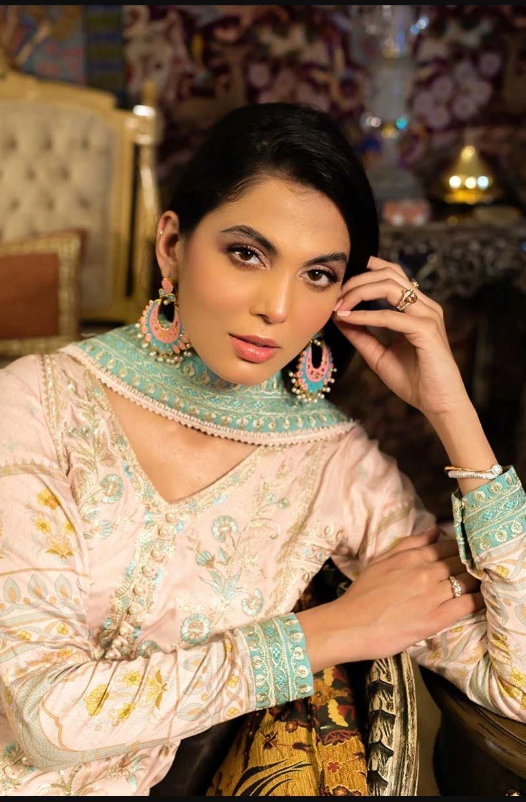 img_rang_rasiya_zinnia_fall_winter_formal_wear_awwal_boutique