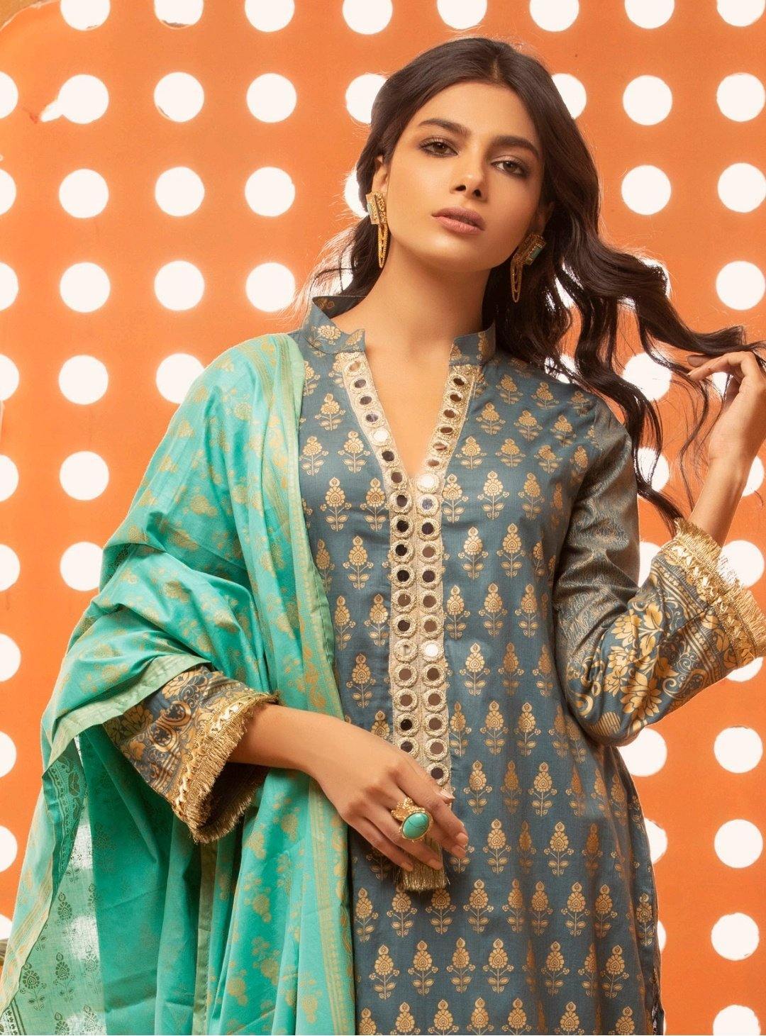 img_rangreza_banarsi_prints_on_lawn_awwal_boutique