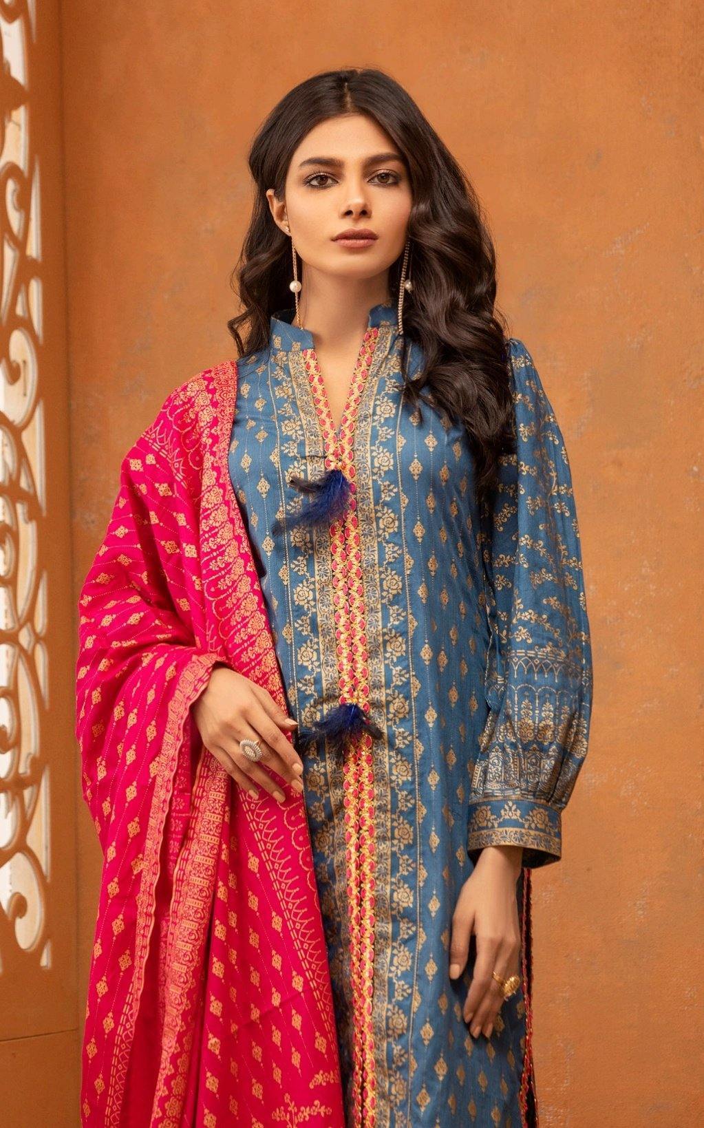 img_rangreza_banarsi_prints_on_lawn_awwal_boutique