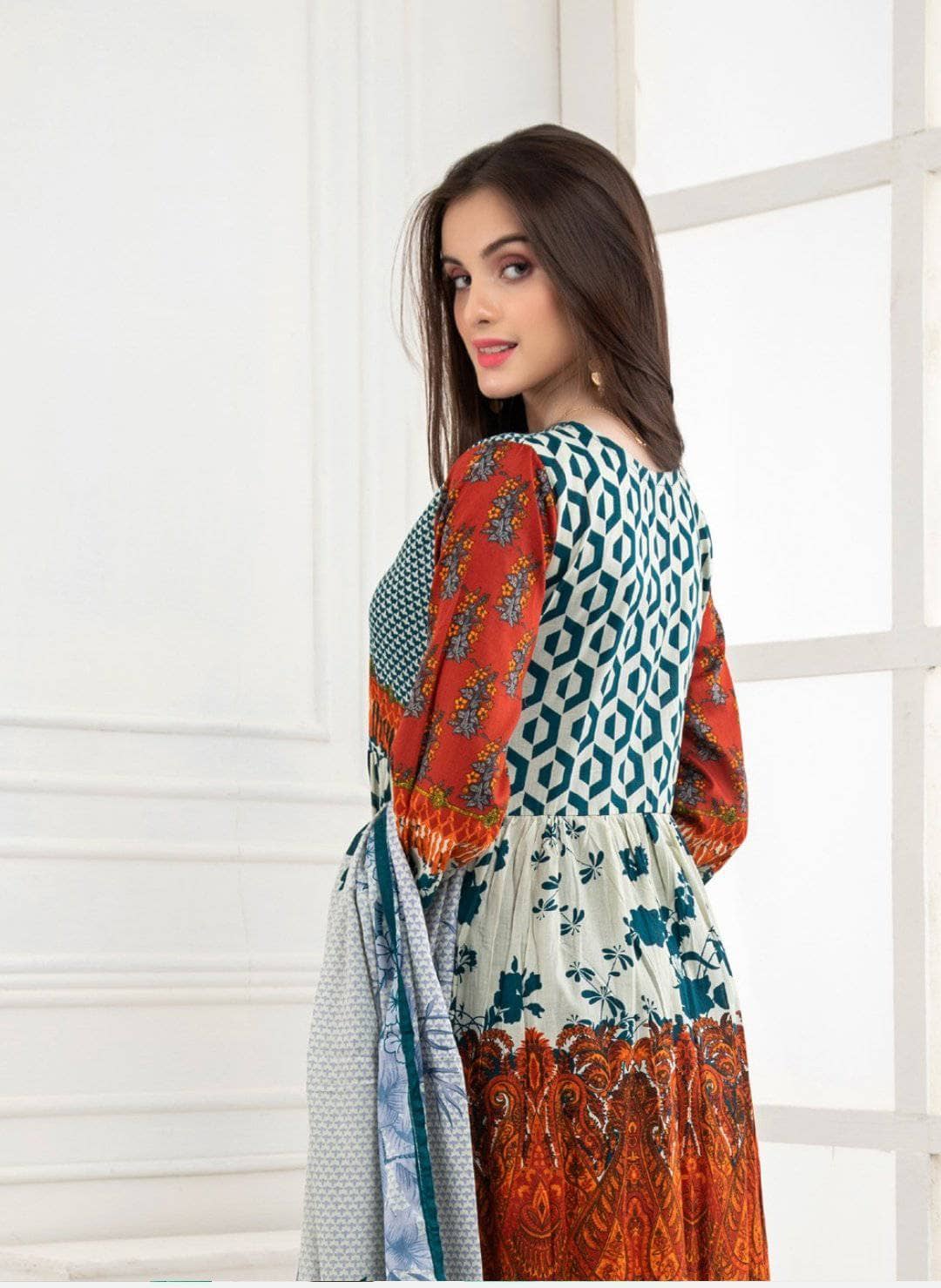 img_rangreza_lawn_by_z_s_textiles_awwal_boutique