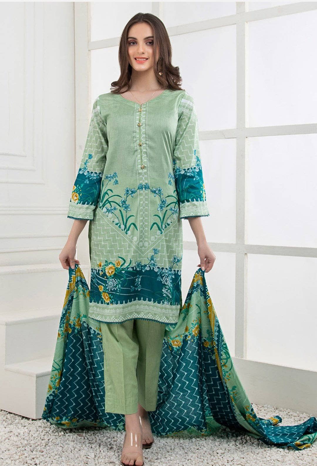 img_rangreza_lawn_by_z_s_textiles_awwal_boutique