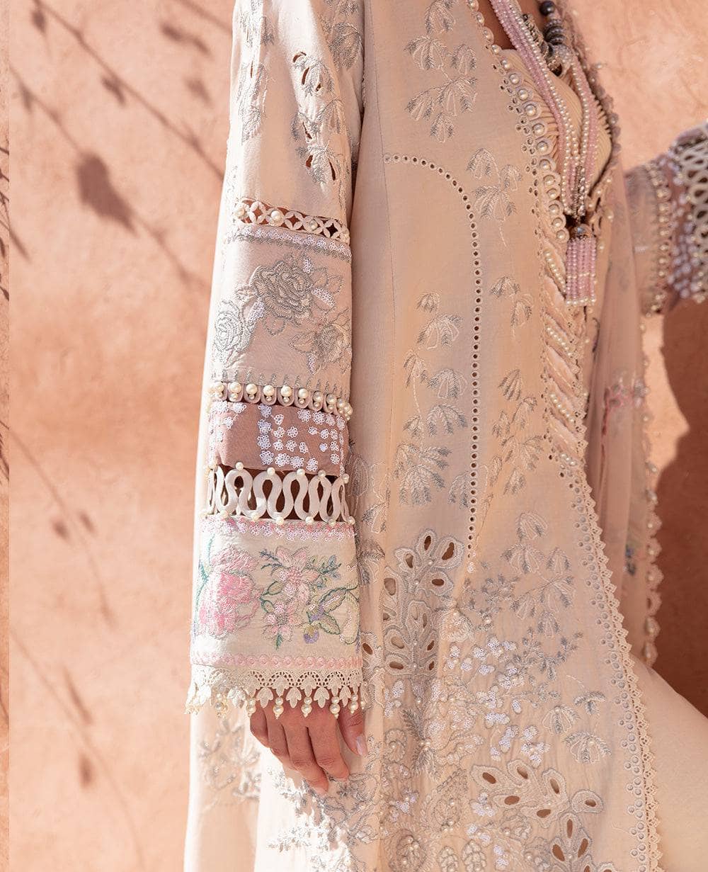 img_amaani_by_republic_womens_wear_awwal_boutique