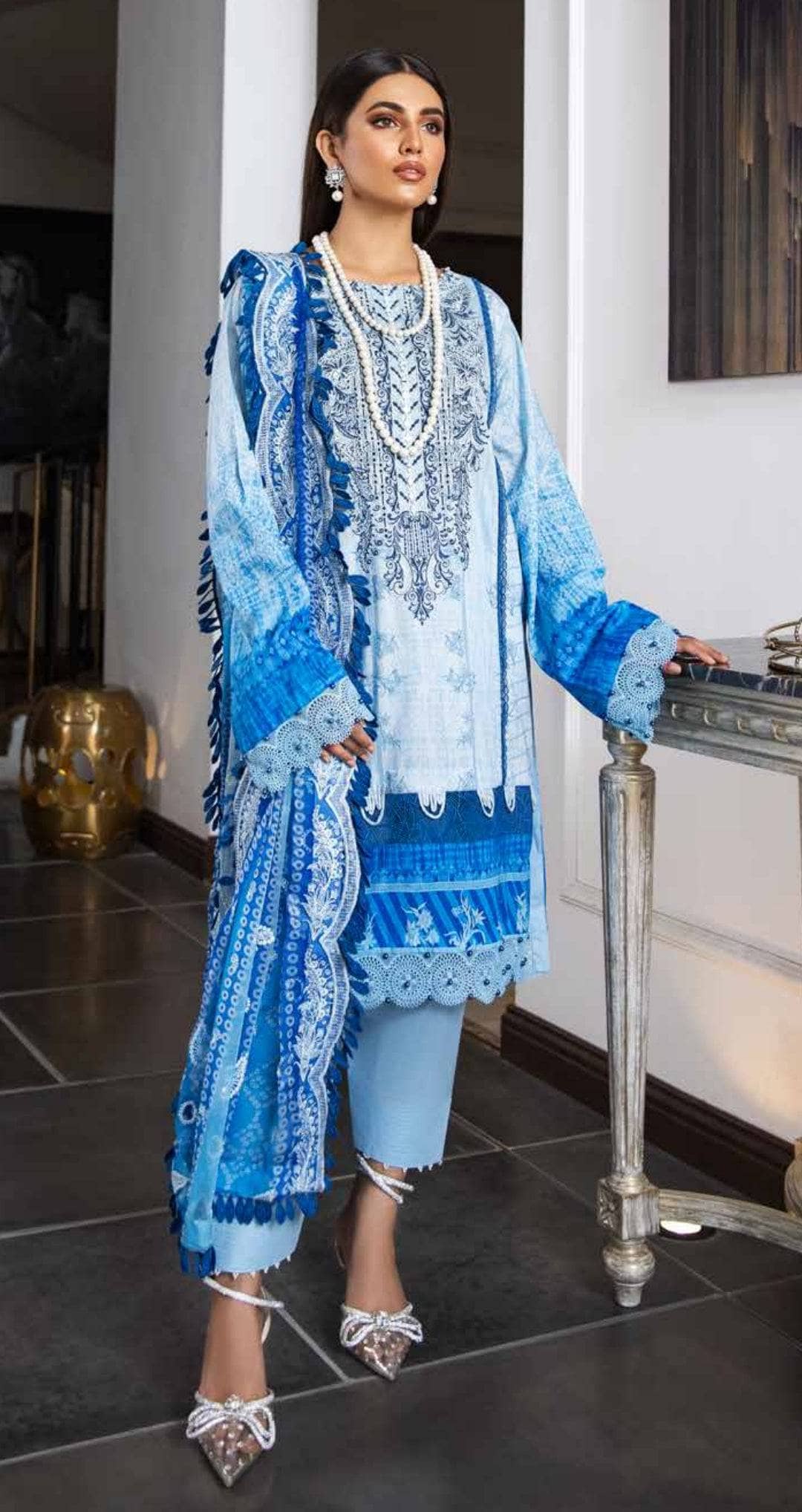 Img_afreen_by_riaz_arts_lawn_22_awwal_boutique