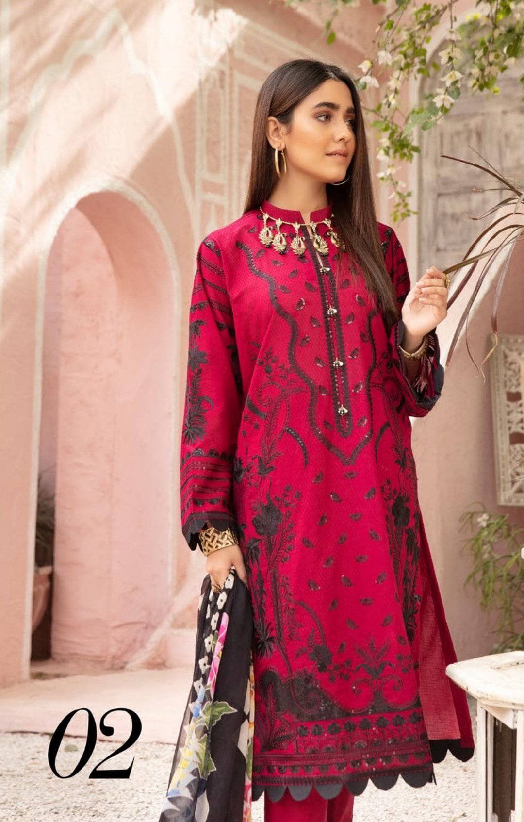img_mina_lawn_by_riaz_arts_awwal_boutique