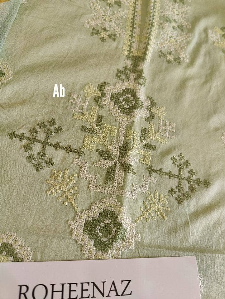 img_roheenaz_lawn_23_awwal_boutique