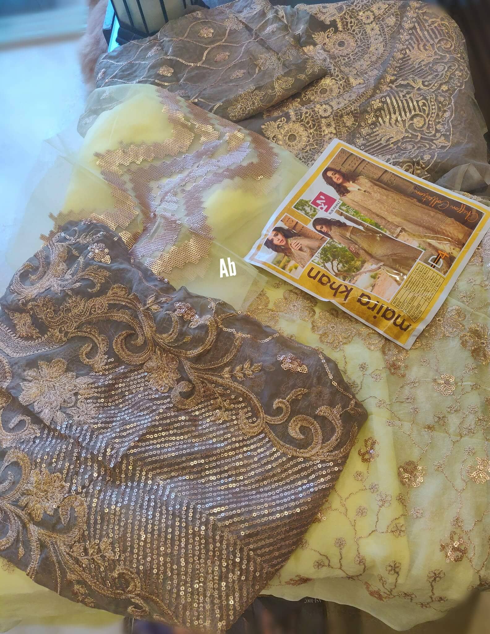 img_open_pic_rub_nawaz_awwal_boutique