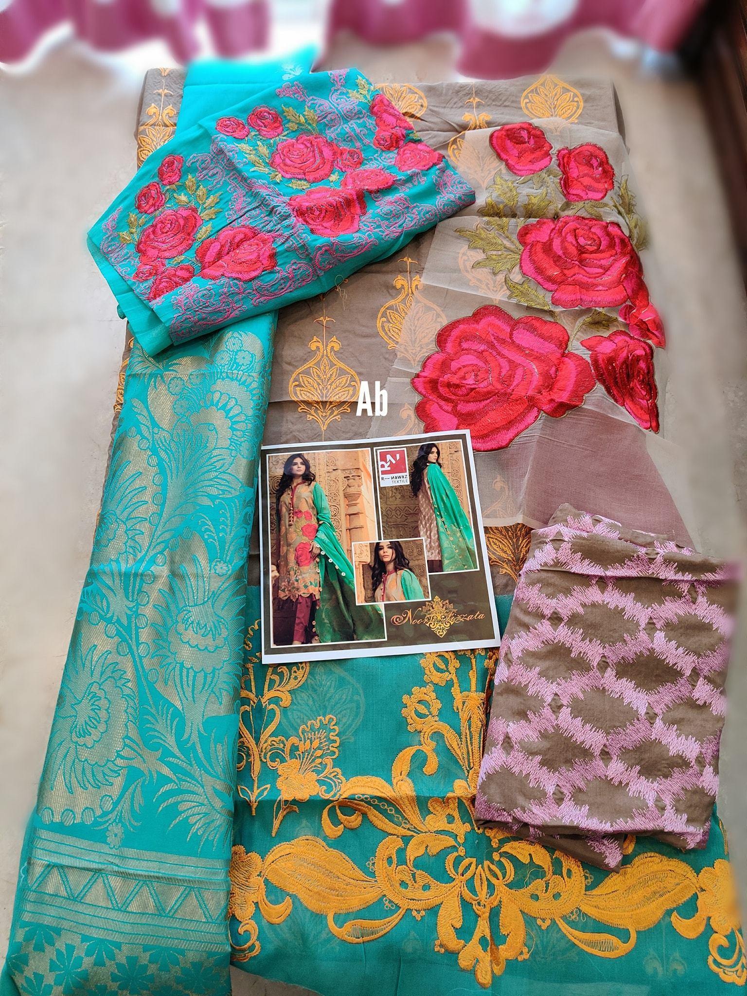 img_open_pics_rub_nawaz_lawn_awwal_boutique