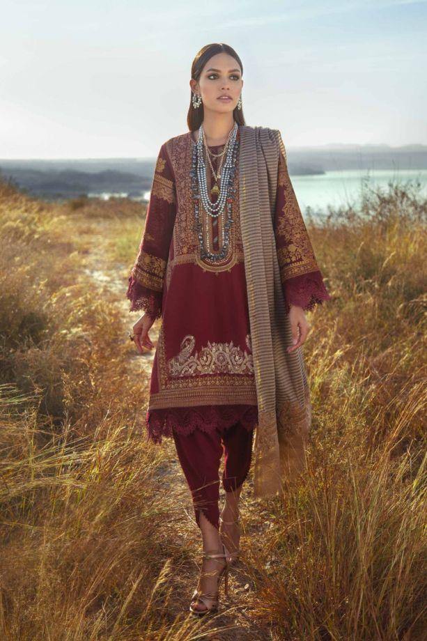 img_sana_safinaz_winter_shawl_2020_awwal_boutique