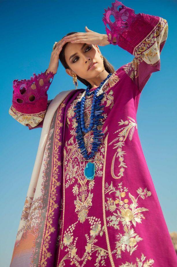 img_sana_safinaz_winter_shawl_2020_awwal_boutique