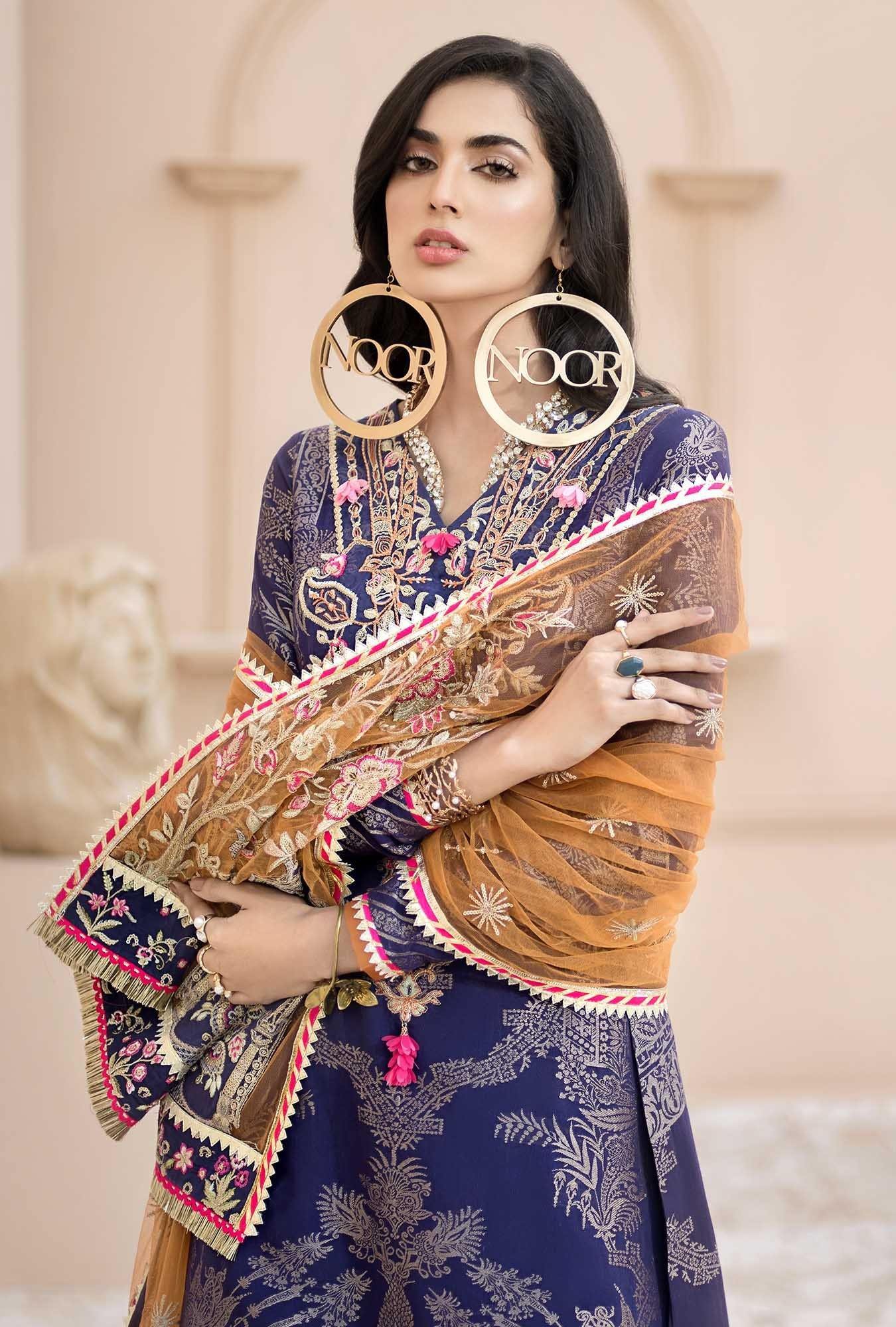 img_saadia_asad_noor_lawn_2020_awwal_boutique