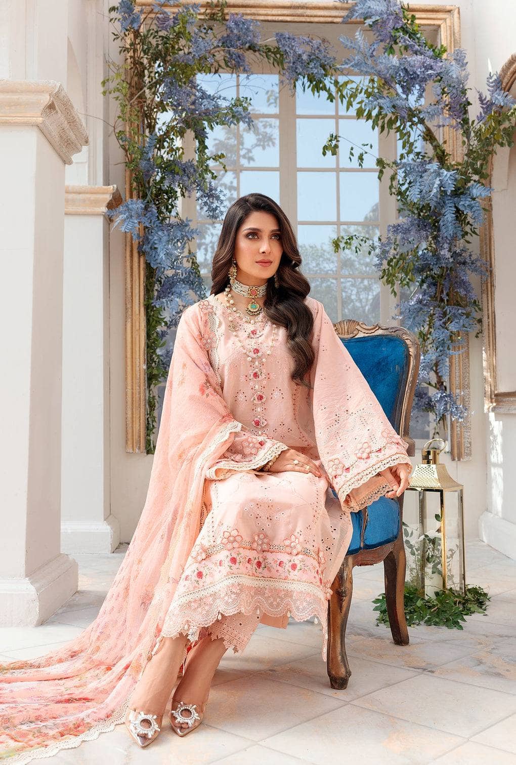 img_saadia_asad_chikankari_lawn_22_awwal_boutique