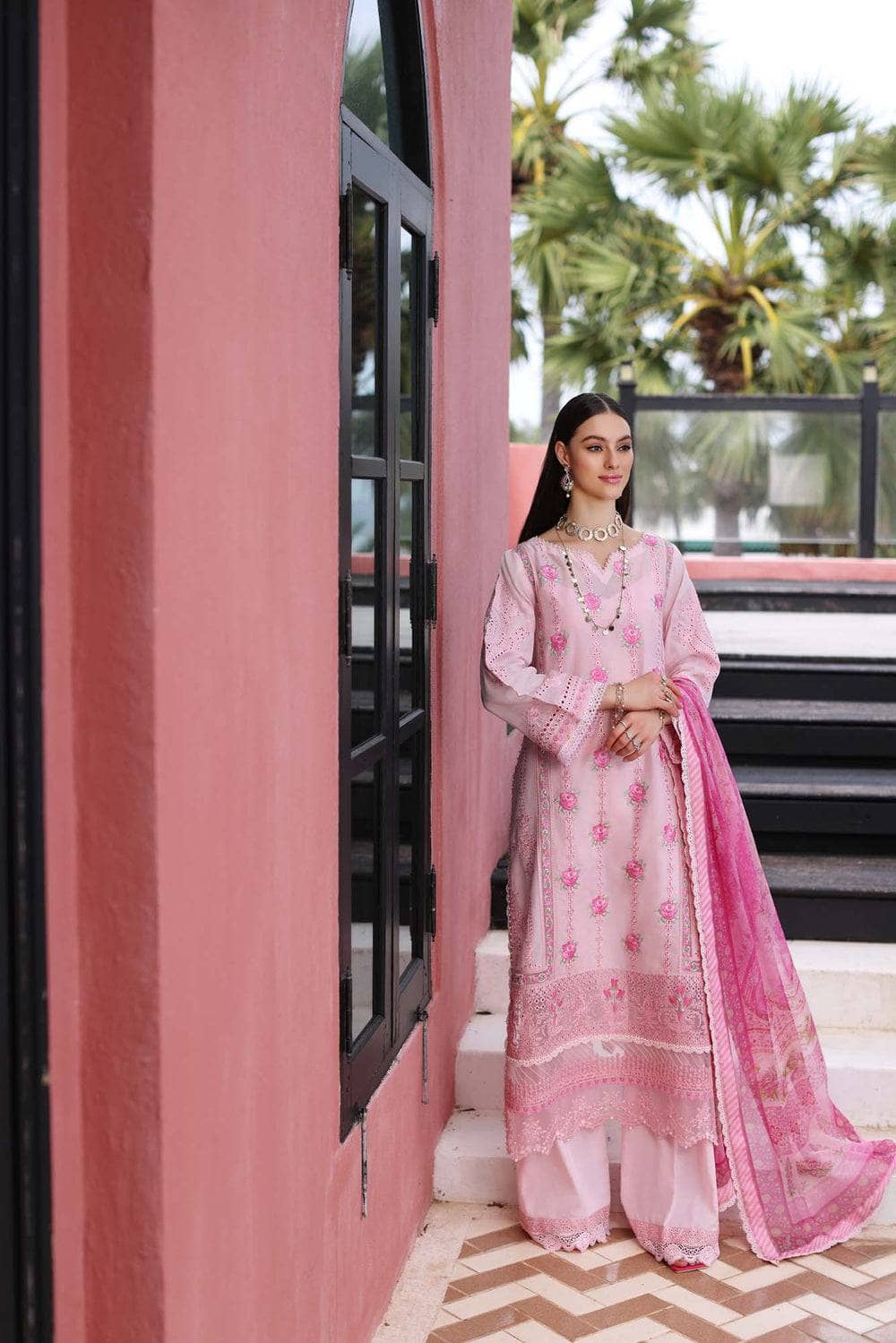 img_saadia_asad_noor_chikankari_23_awwal_boutique