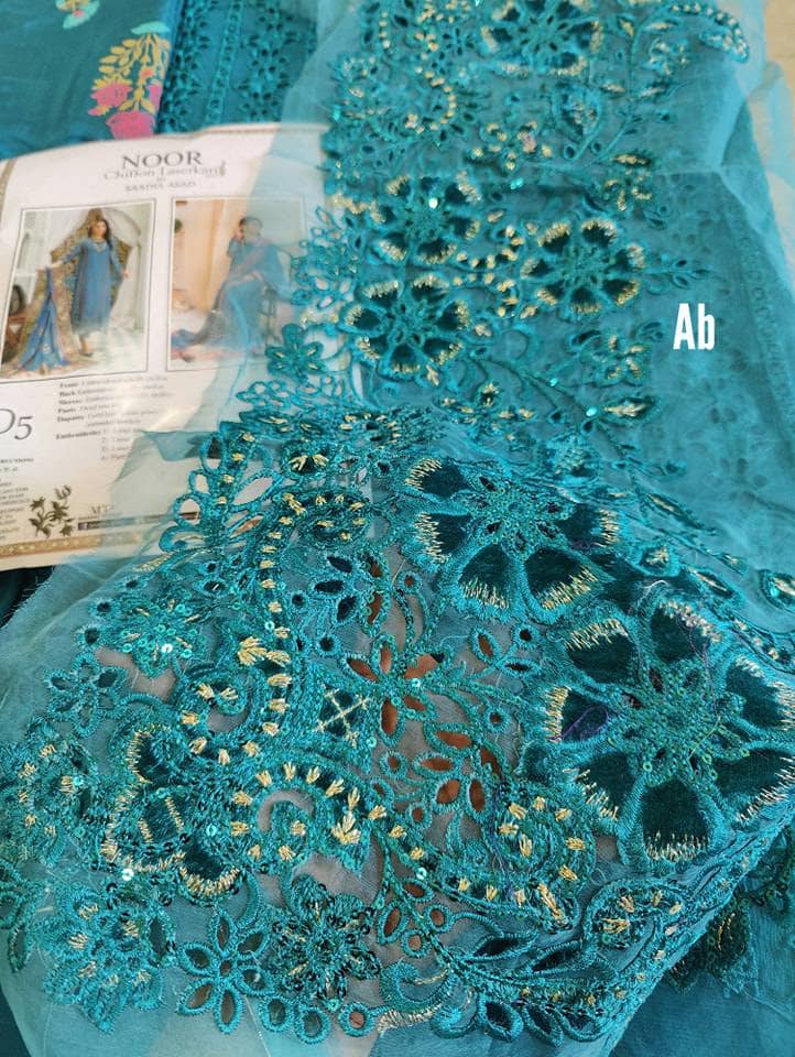 img_open_pic_saadia_asad_laserkari_awwal_boutique