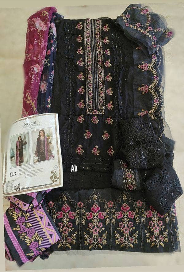 img_saadia_asad_laserkari_chiffon_open_pic_awwal_boutique