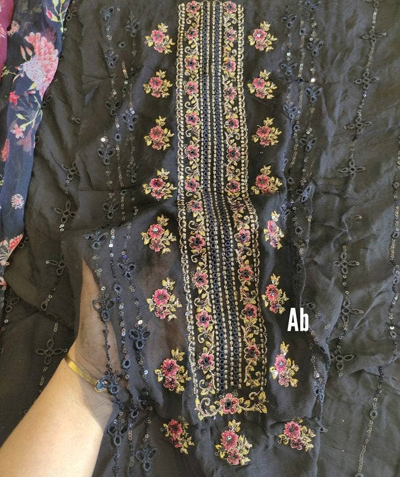 img_saadia_asad_laserkari_chiffon_open_pic_awwal_boutique