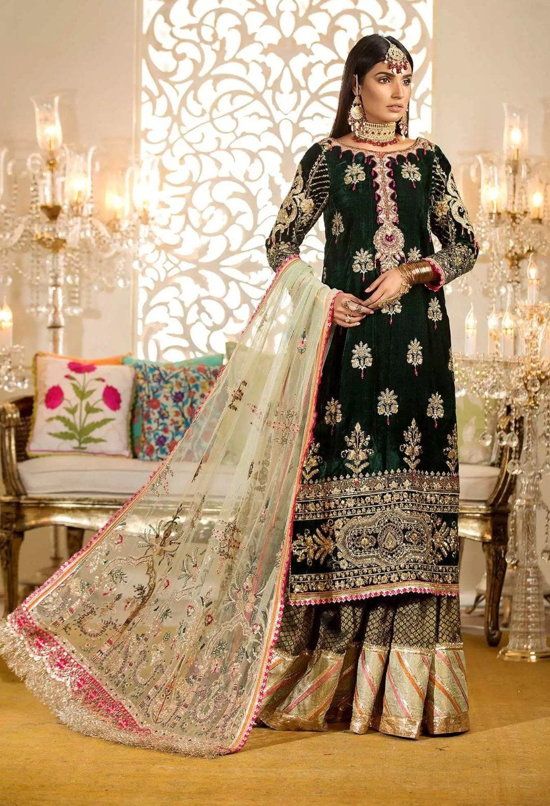 img_saadia_asad_noor_embroidered_collection_awwal_boutique