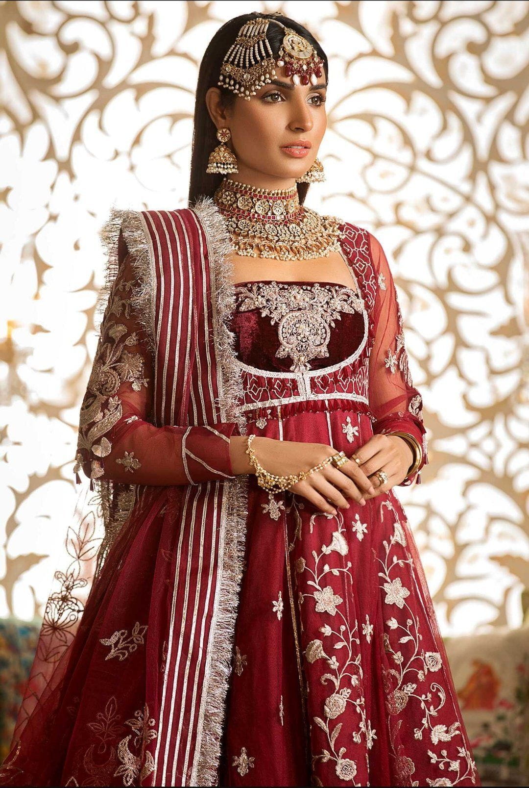 img_saadia_asad_noor_embroidered_collection_awwal_boutique