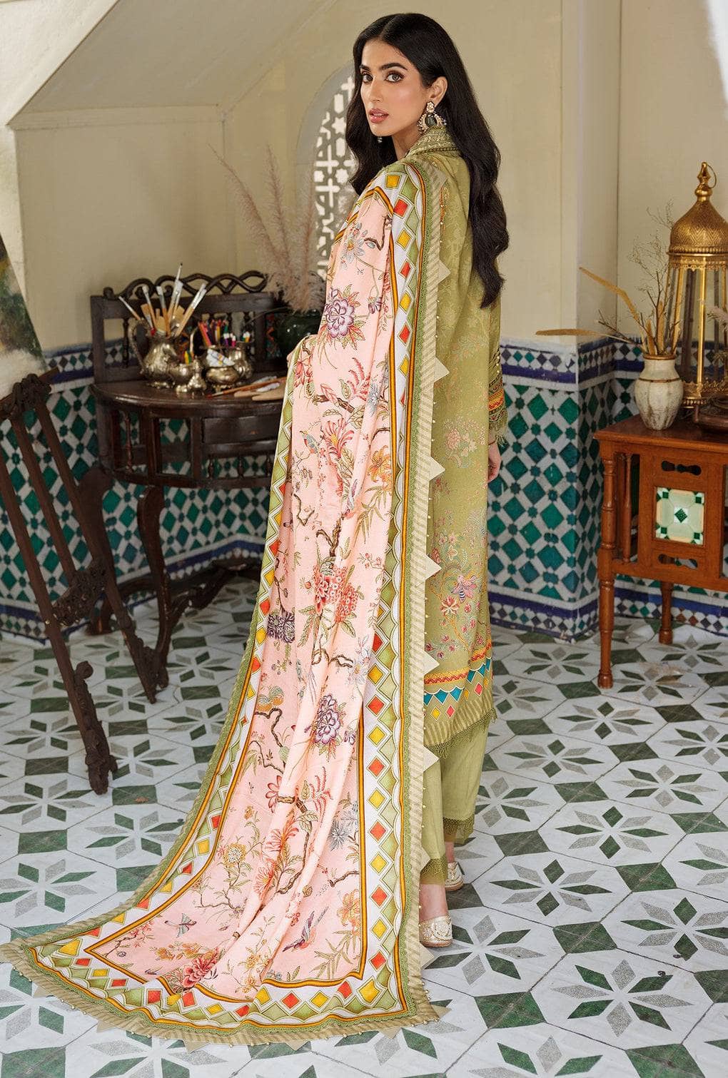 img_saadia_asad_noor_embroidered_Prints_woolen_shawl_awwal_boutique