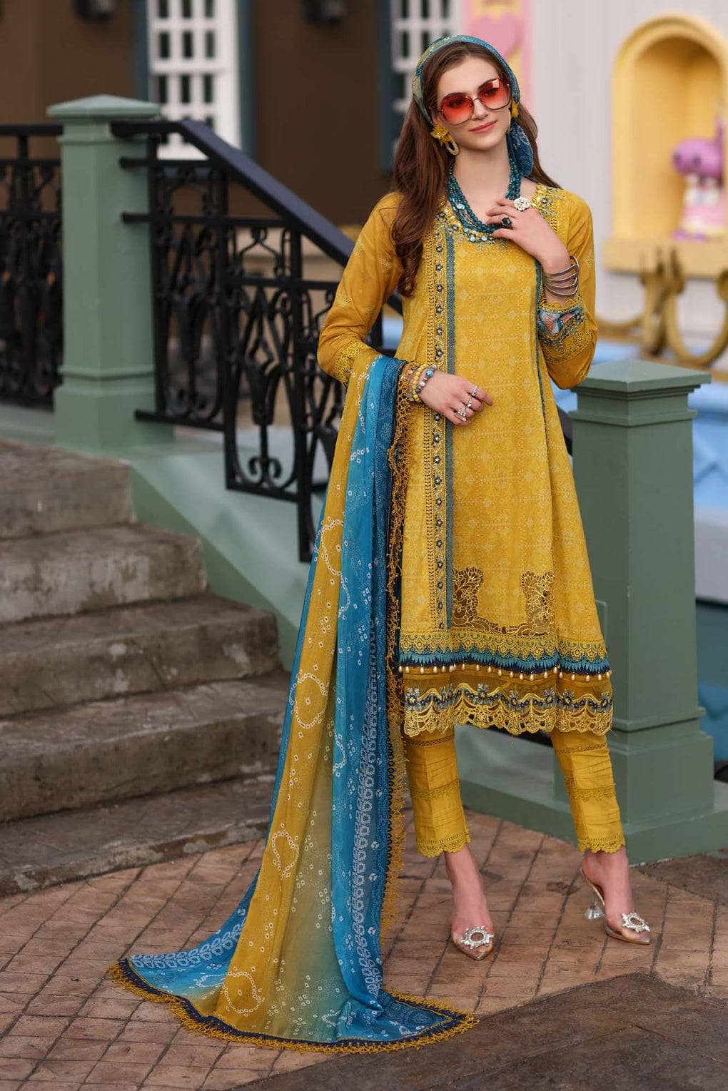 img_saadia_asad_noor_luxe_printkari_awwal_boutique