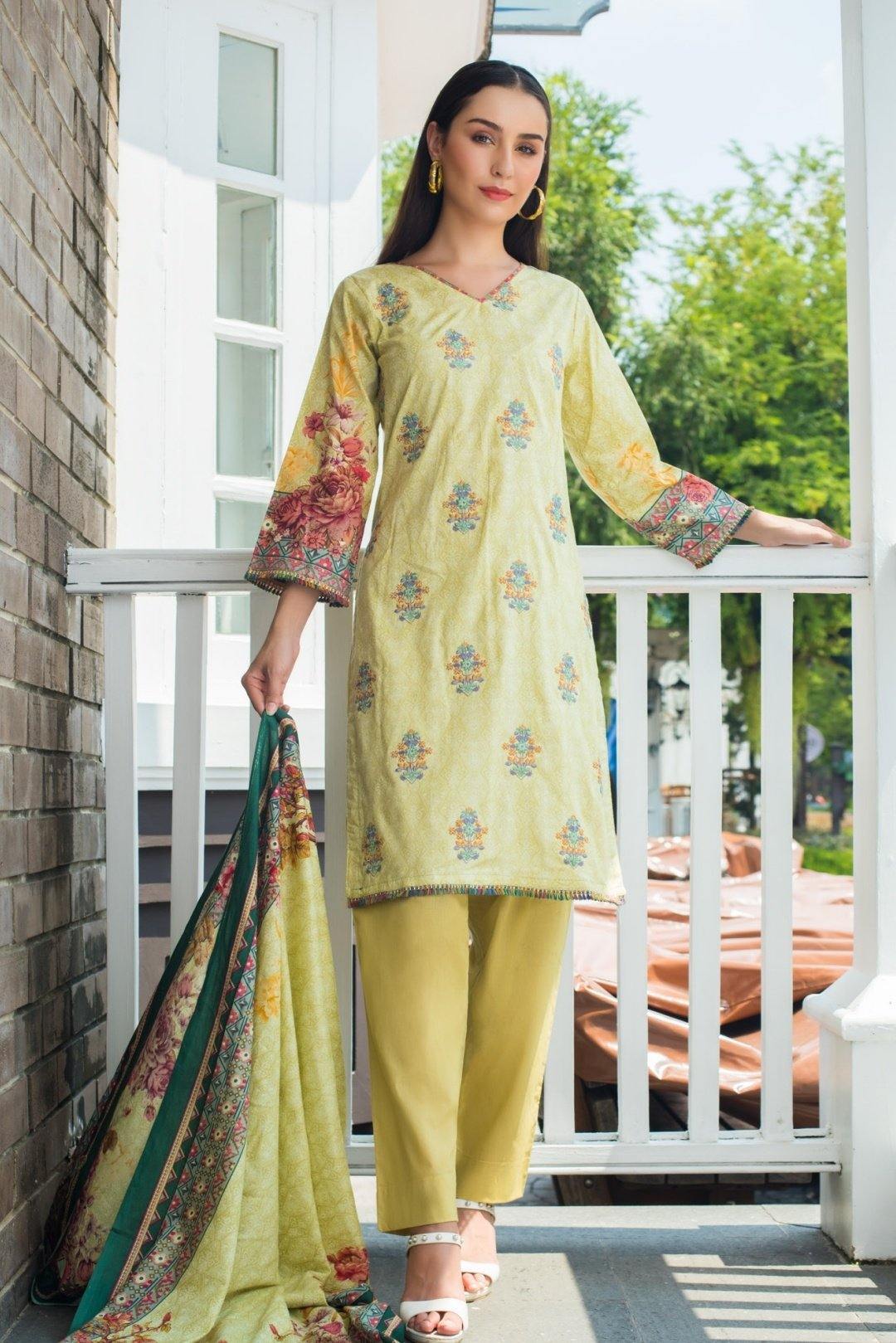 img_sahil_embroidered_lawn_collection_awwal_boutique
