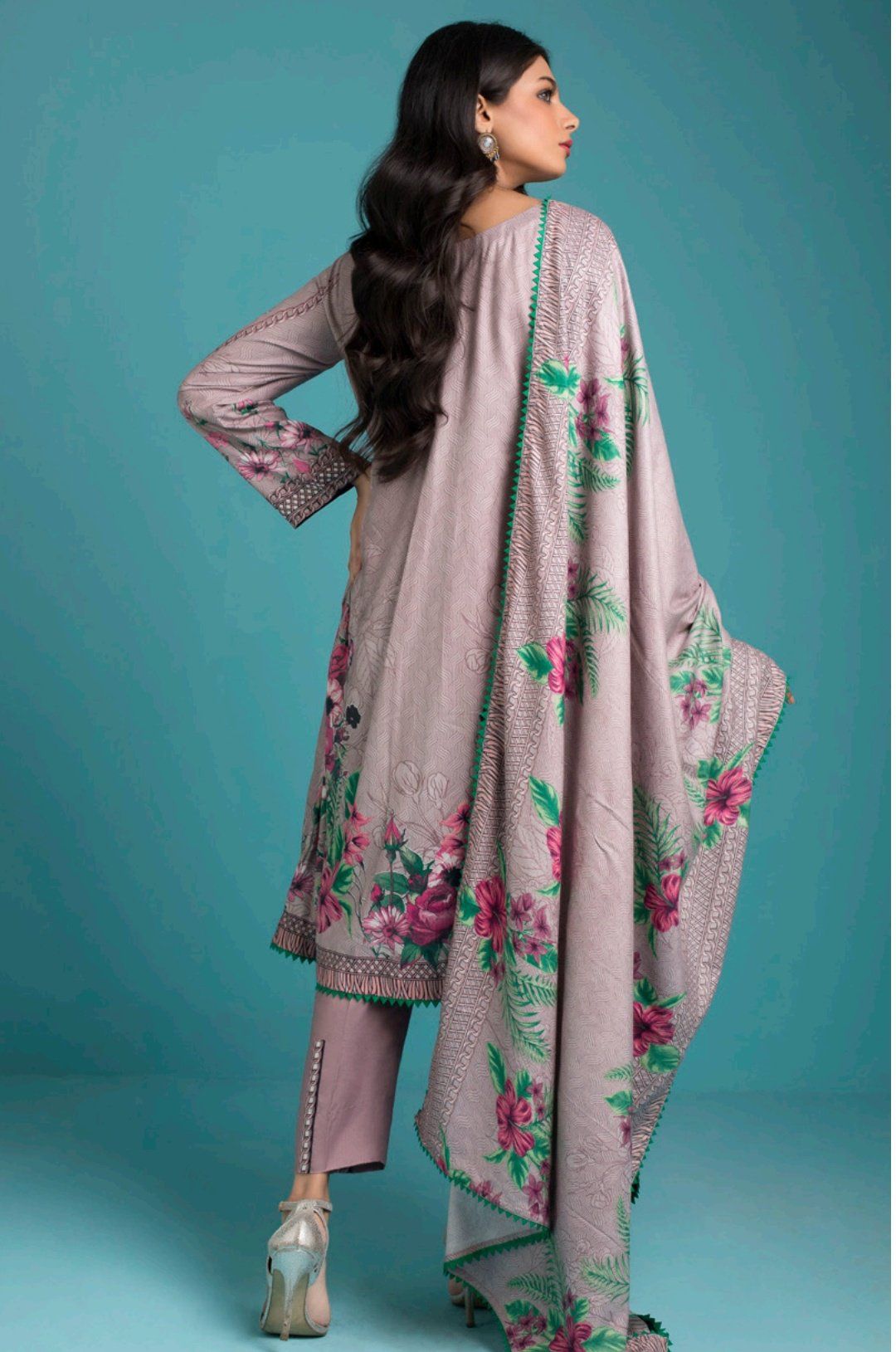 img_sahil_linen_collection_awwal_boutique