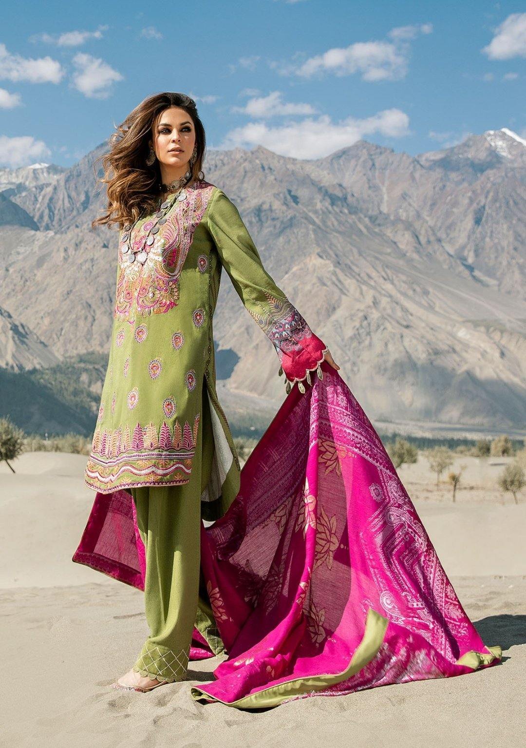 img_saira_rizwan_ittehad_winter_collection_awwal_boutique
