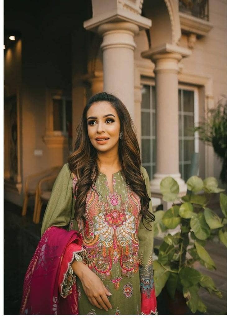 img_spotted_saira_rizwan_ittehad_awwal_boutique
