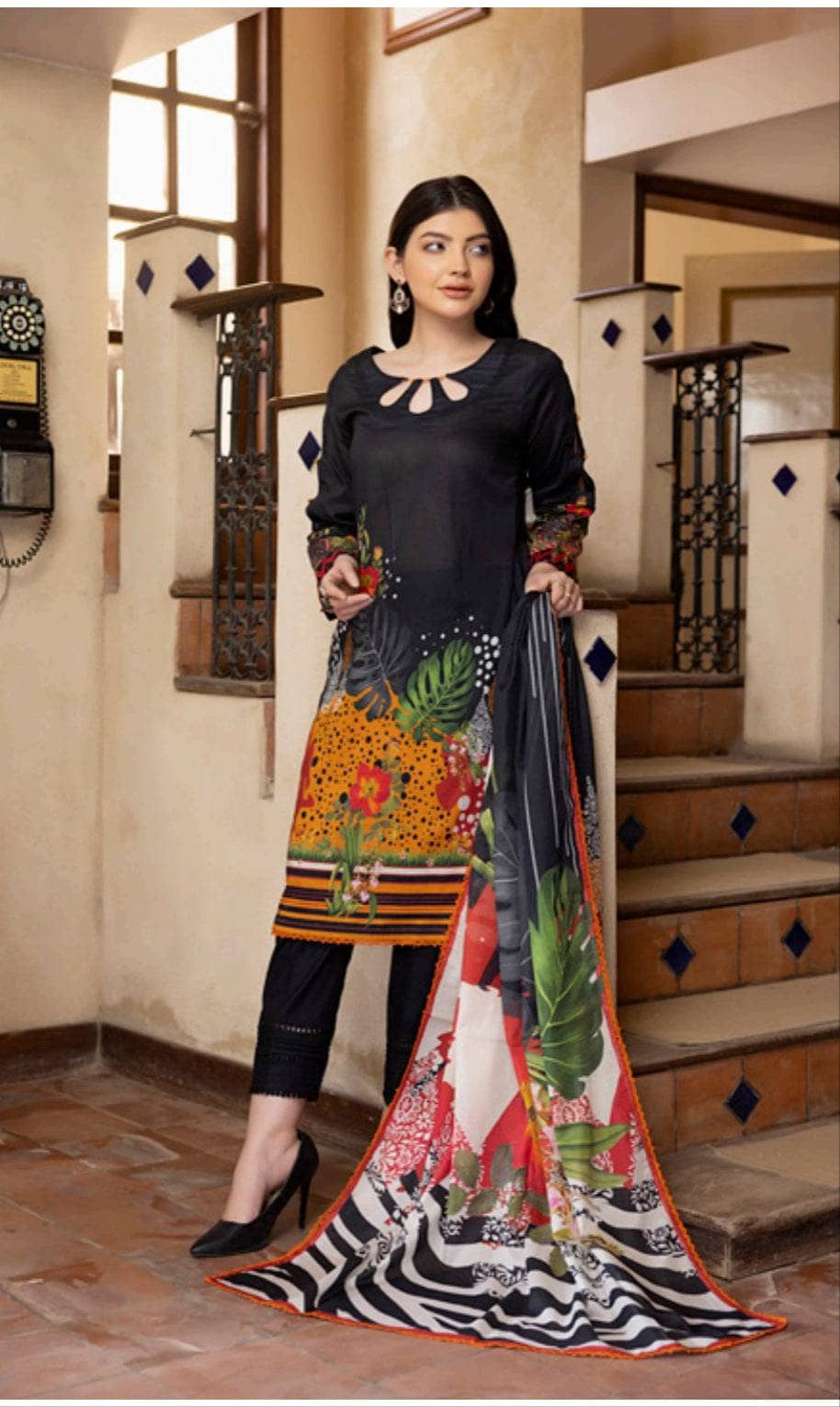 Salina Printed Lawn Lawn Pakistani Suit Salina Printed Lawn By Regalia/Lawn Dupatta