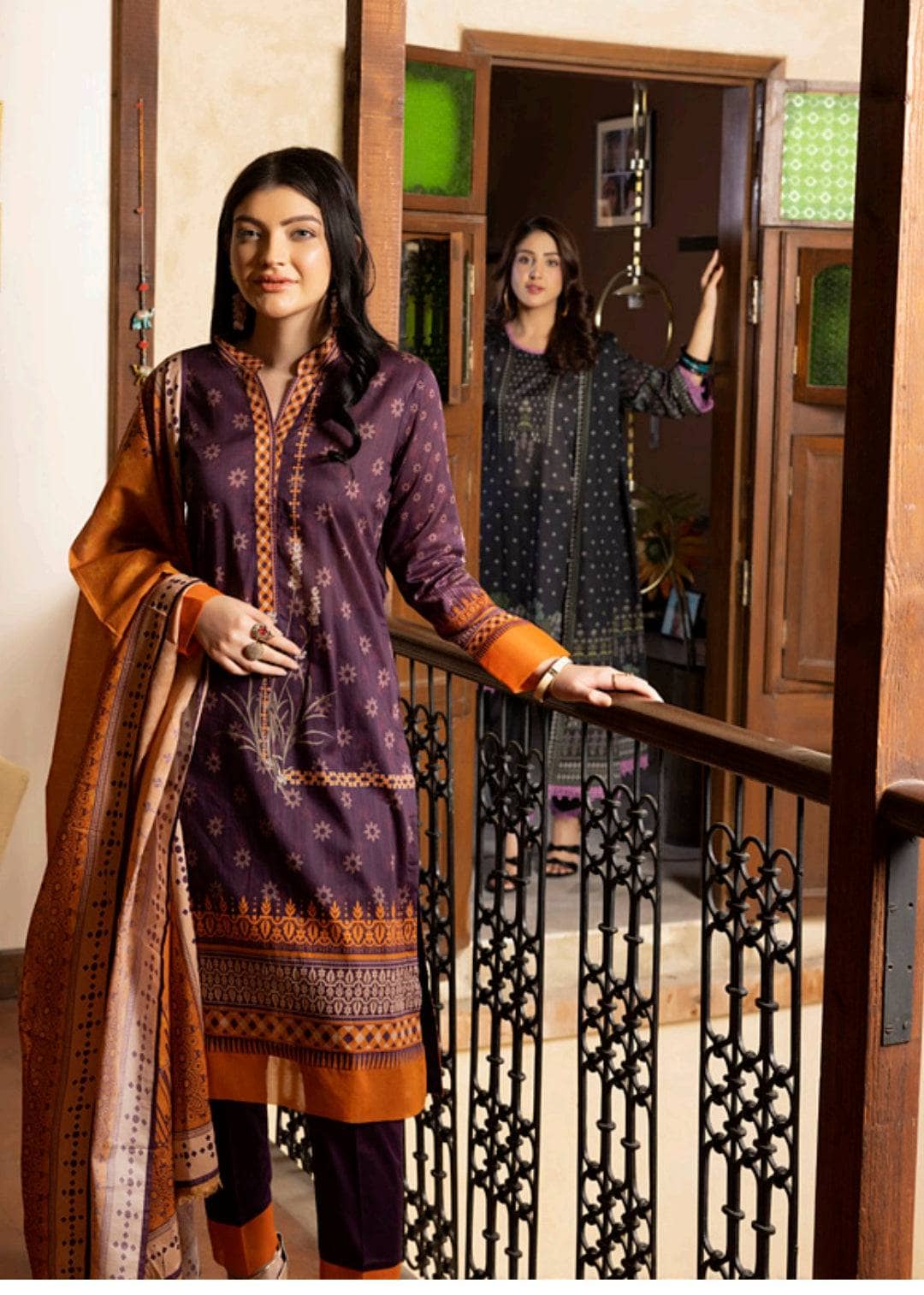 img_salina_printed_lawn_by_regalia_awwal_boutique