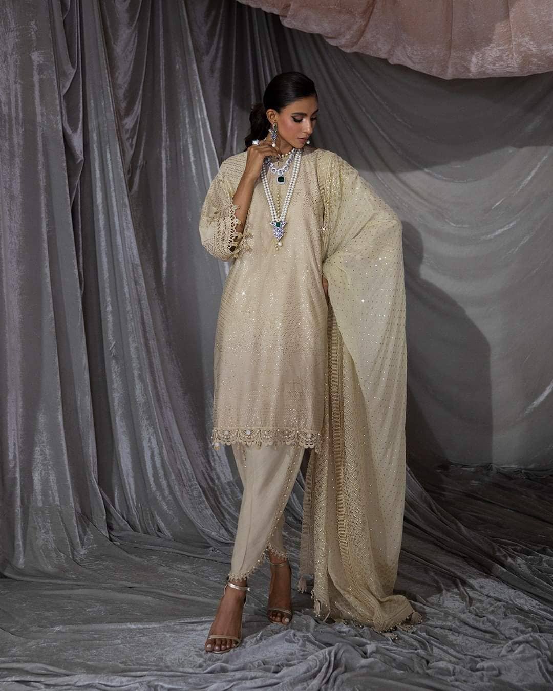 img_sana_safinaz_badla_awwal_boutique