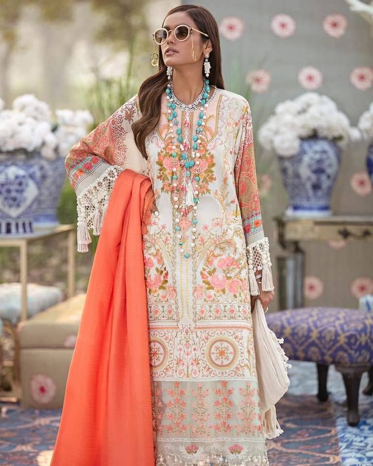 img_sana_safinaz_lawn_2021_awwal_boutique