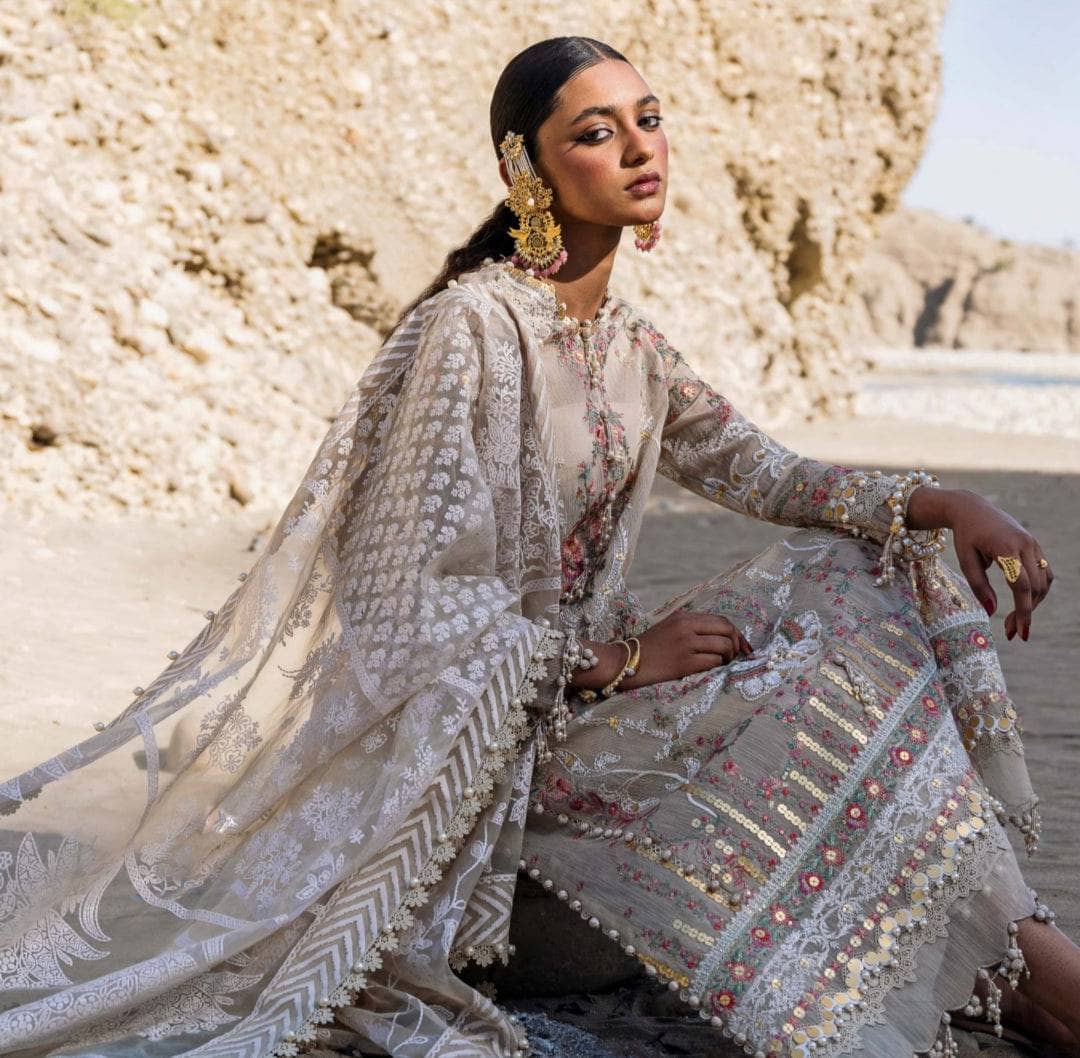 img_sana_safinaz_luxury_awwal_boutique