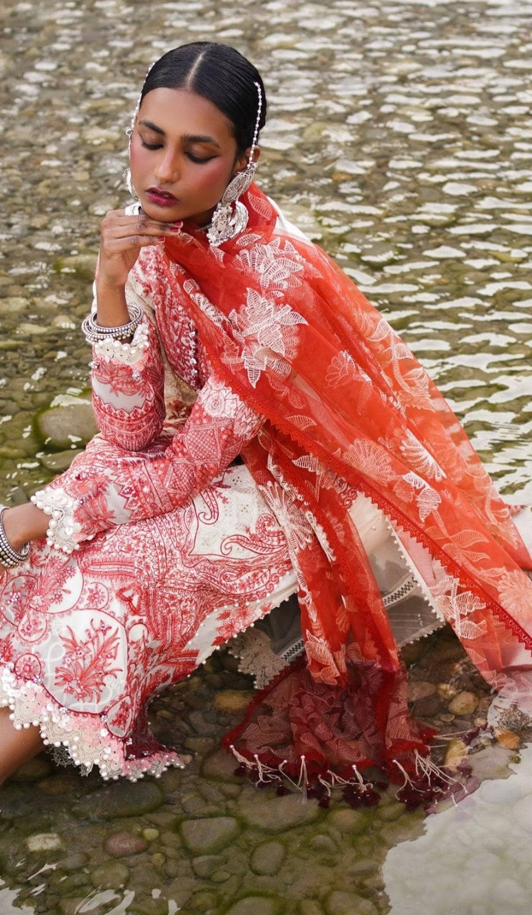 img_sana_safinaz_luxury_lawn_23_awwal_boutique_awwal_boutique