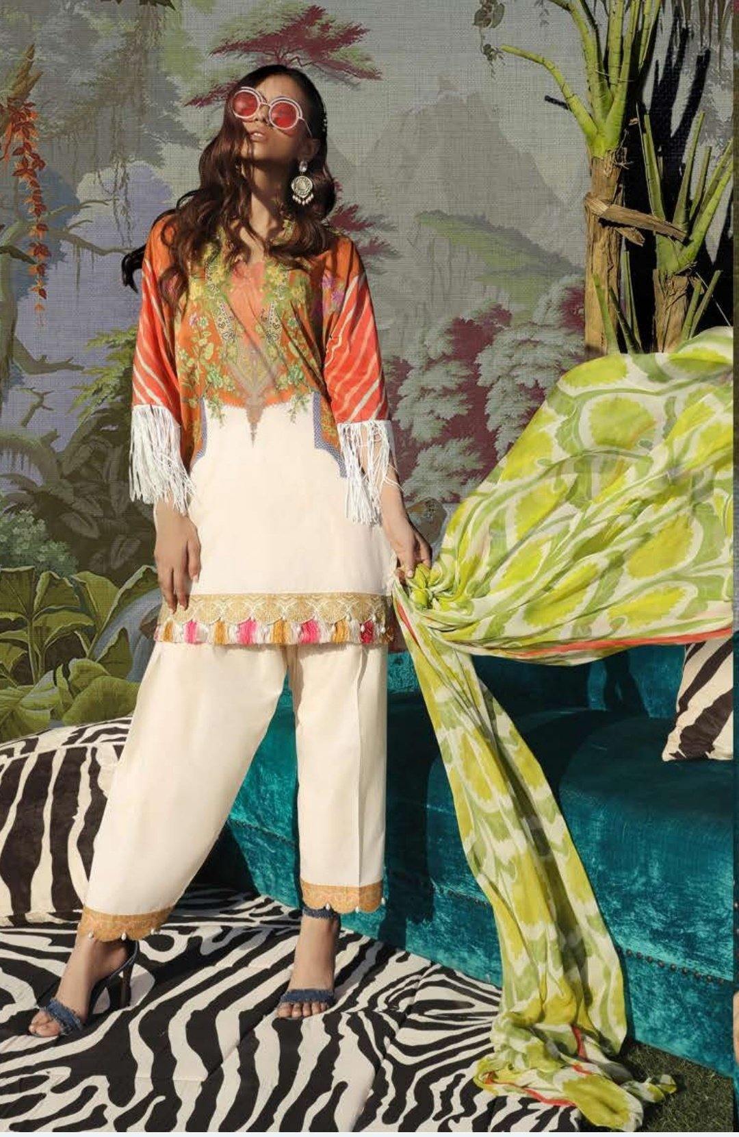 img_sana_safinaz_muzlin_lawn_collection_awwal_boutique