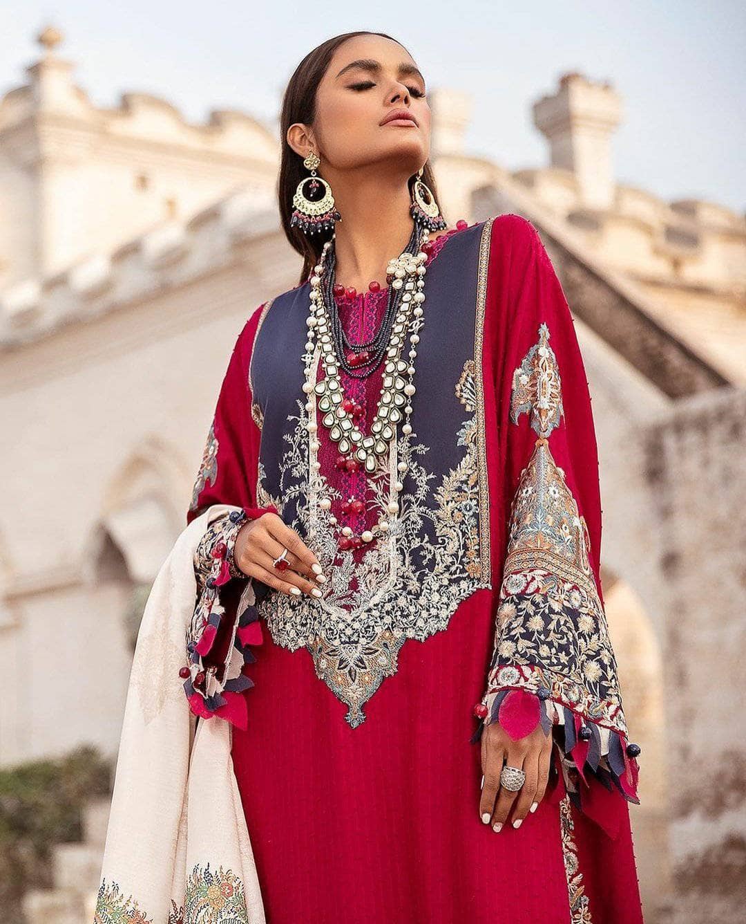 img_sana_safinaz_lawn_2021_awwal_boutique