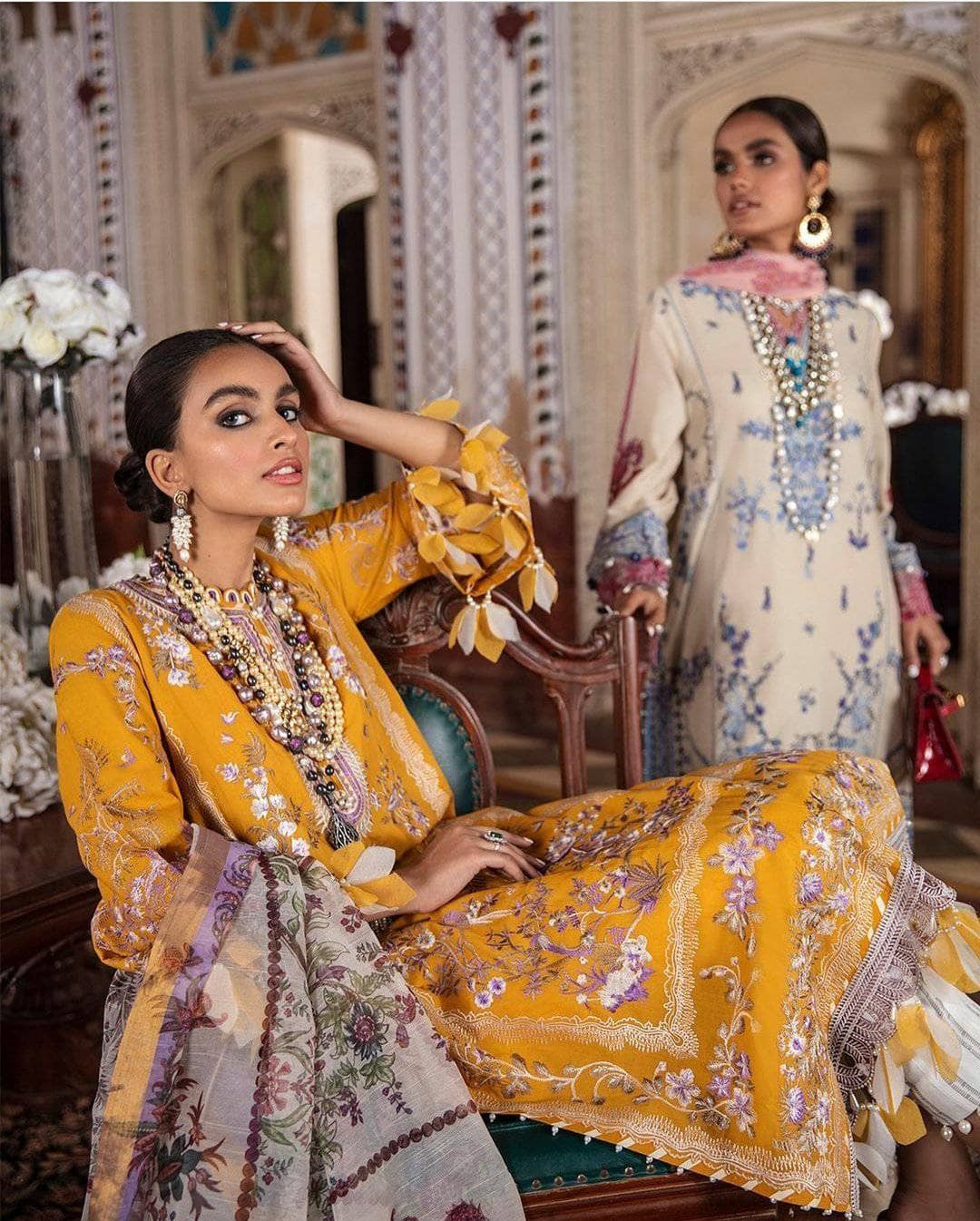 img_sana_safinaz_lawn_2021_awwal_boutique