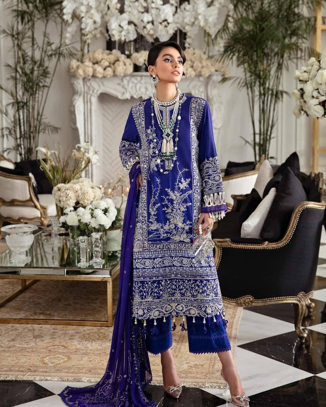 img_sana_safinaz_lawn_2021_awwal_boutique
