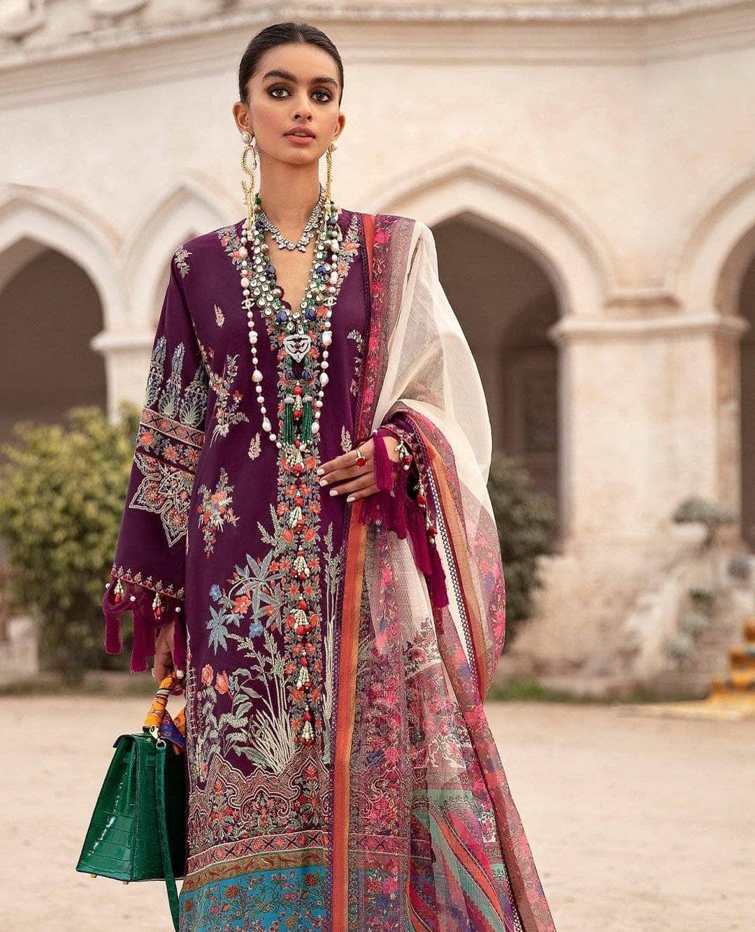 img_sana_safinaz_lawn_2021_awwal_boutique