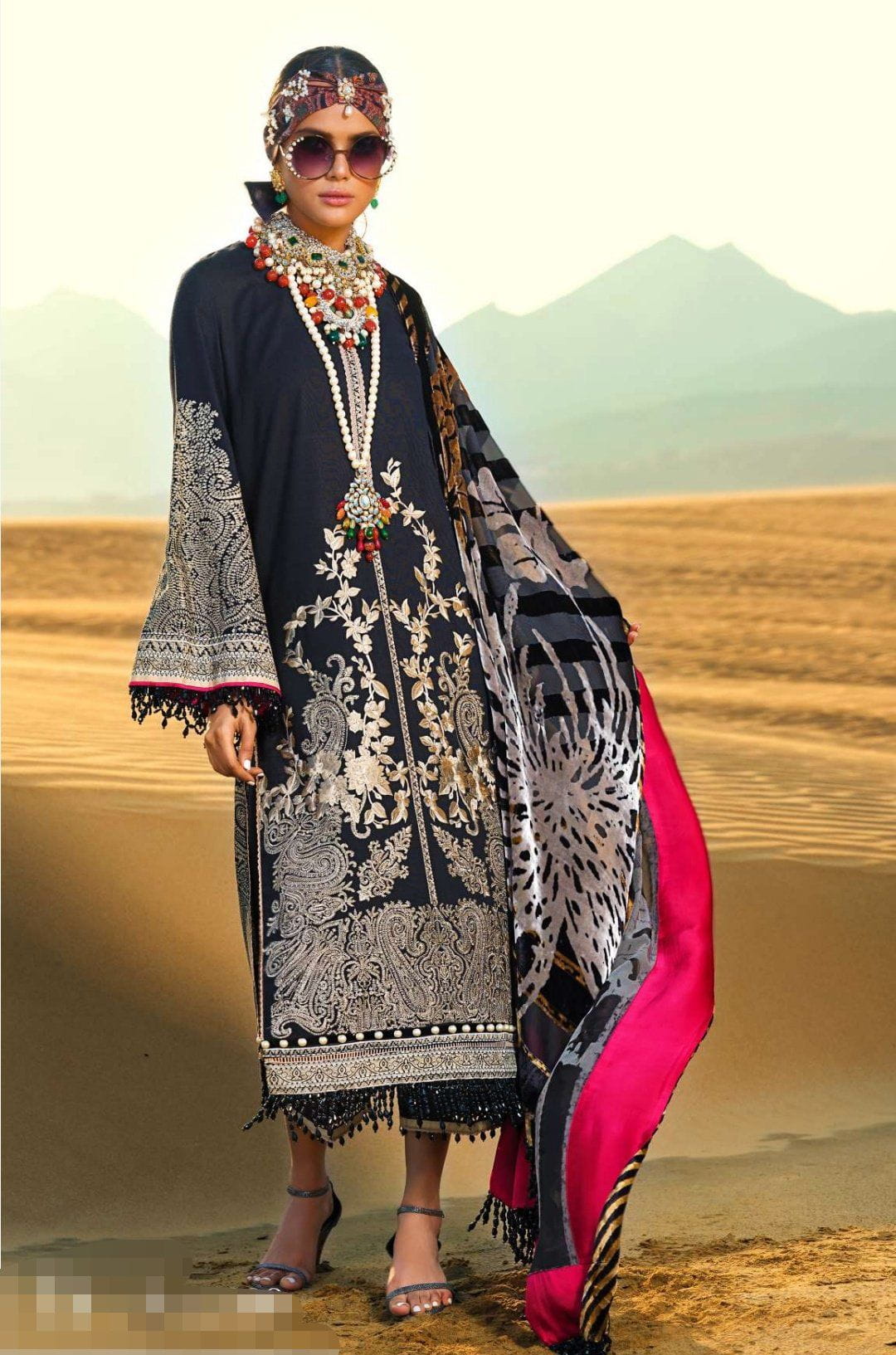 img_sana_safinaz_luxury_shawl_collection_1A_awwal_boutique