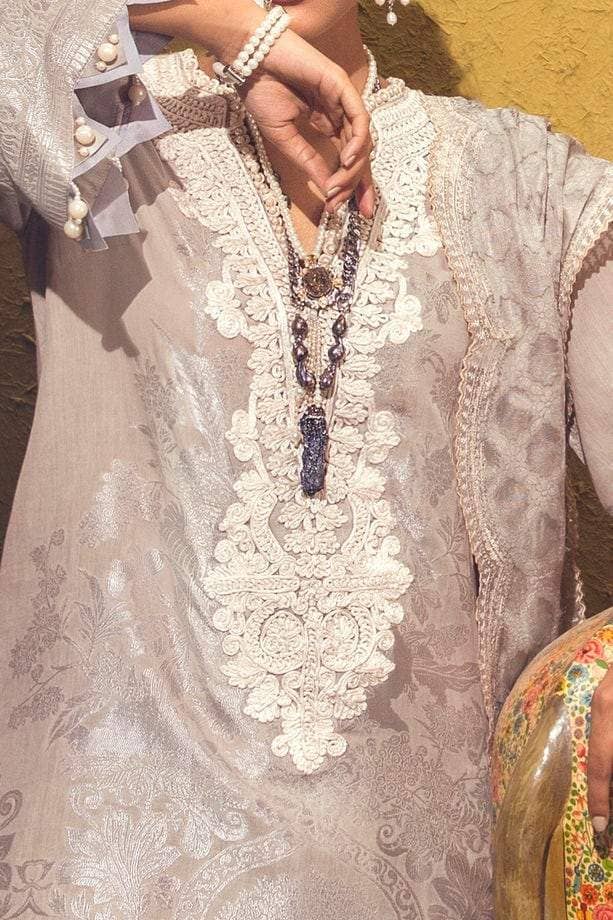 img_sana_safinaz_winter_pre_fall_wooven_collection_awwal_boutique