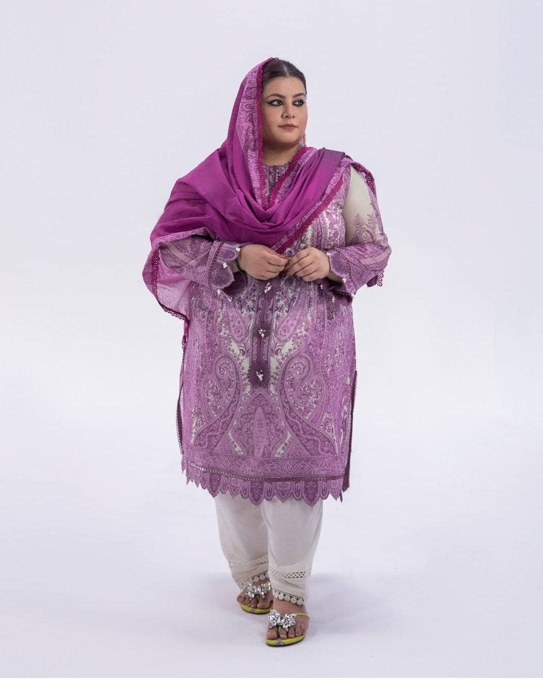 img_sana_safinaz_mahay_lawn_22_awwal_boutique