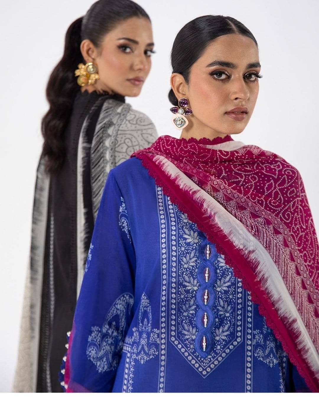 img_sana_safinaz_mahay_lawn_22_awwal_boutique